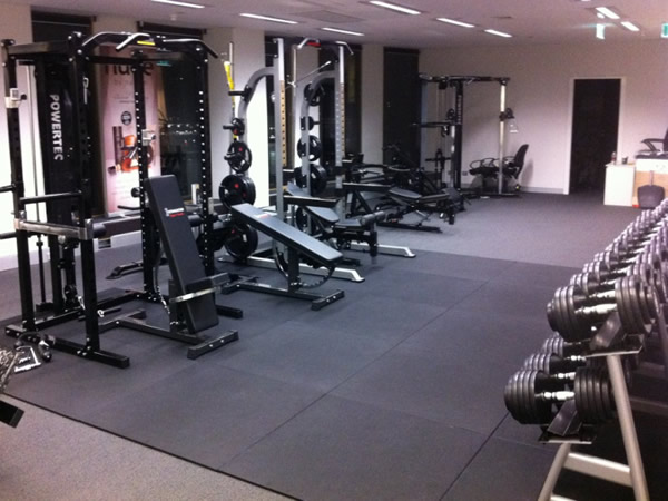 Thi công sàn cao su EPDM, giả gỗ, phòng gym tại TP Vinh Nghệ An